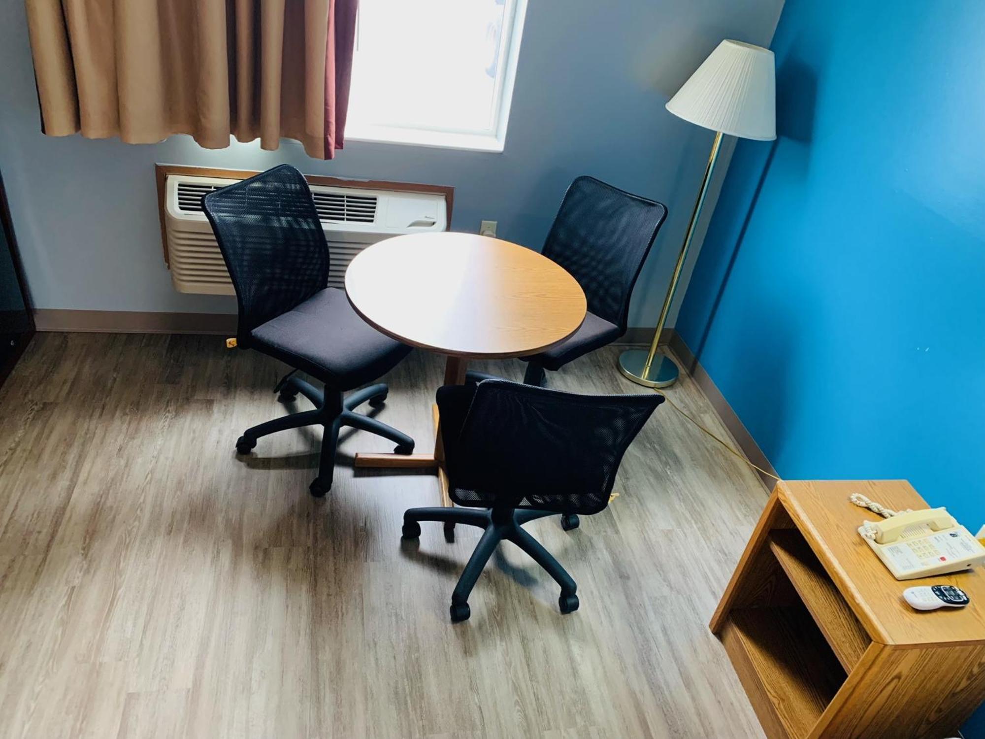 Super Star Inn & Suite Lincoln Crete Ngoại thất bức ảnh